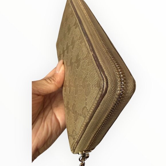 Gucci GG Imprime Metallic Gold Zip Around Wallet - Picture 7 of 8
